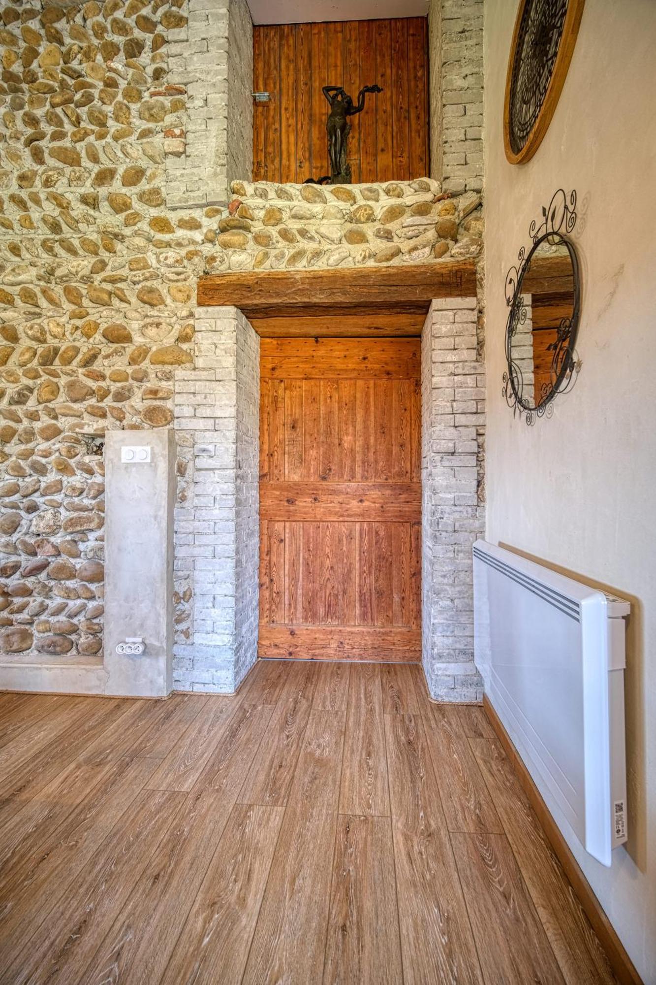 Maison Michonieres - Gite 3 Etoiles - 8 Personnes Miribel  Exterior foto